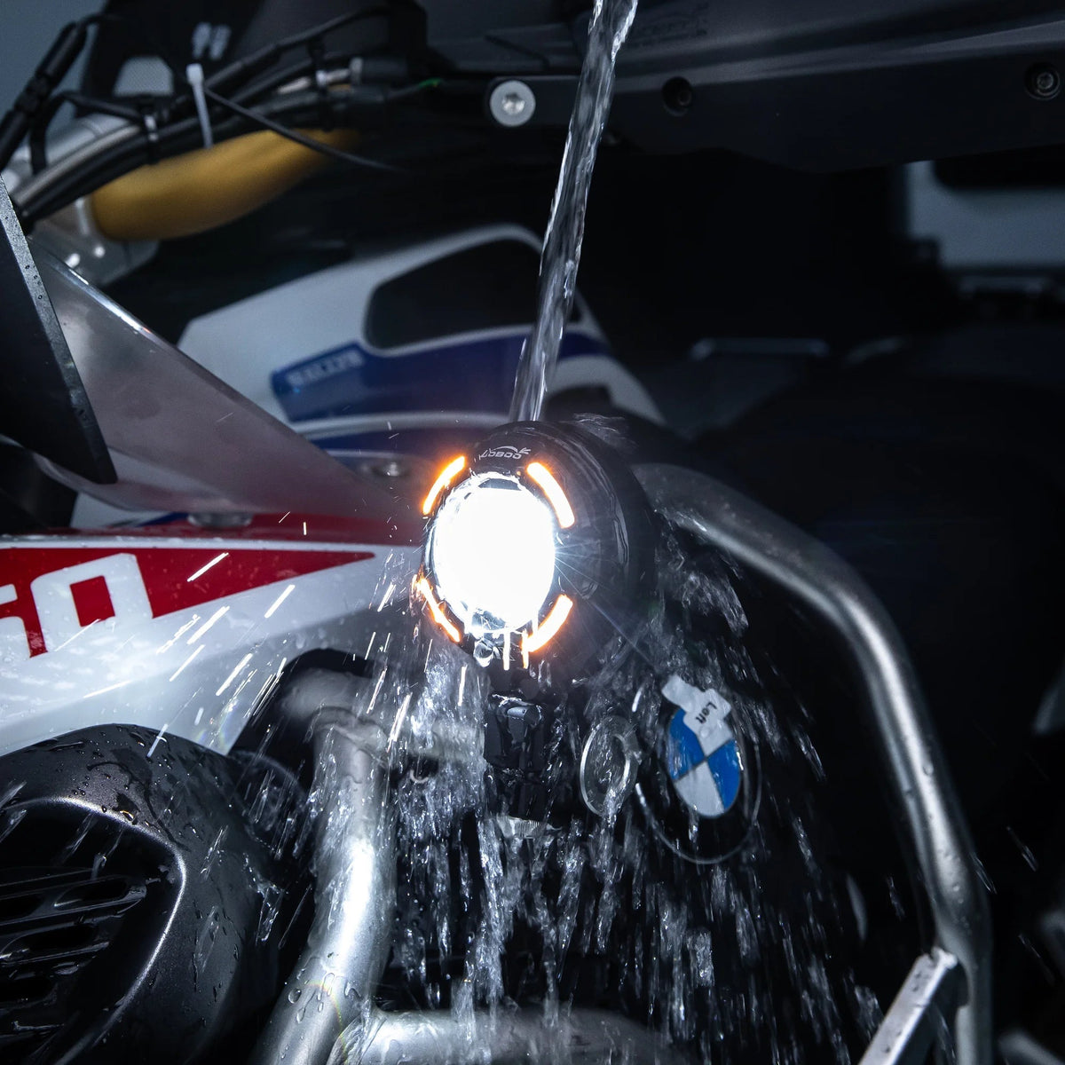 Il DRL lampeggia con le tue frecce