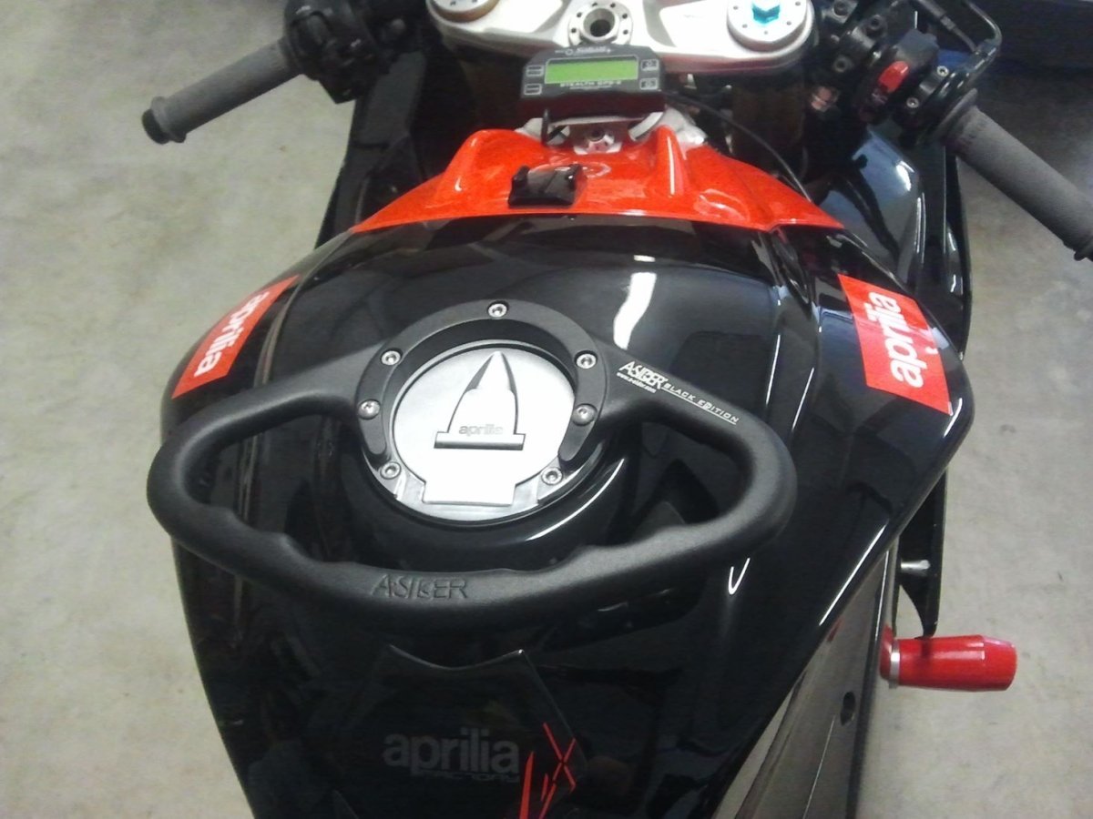 Maniglia passeggero Aprilia - KTM senza viti | DAR01 - 2262 - ENDURRAD