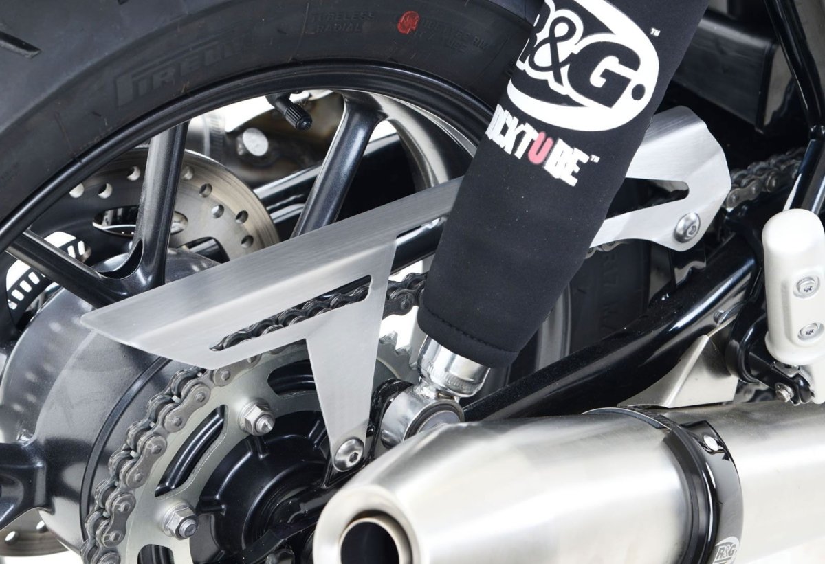 Paracatena In Alluminio Satinato Triumph Street Twin 900 T120 Bonneville 16714 Rg CG0011SI - ENDURRAD