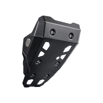 Paracoppa in alluminio nero da 4 mm per BMW R 1300 GS e GS Adventure, vista di tre quarti con targhetta