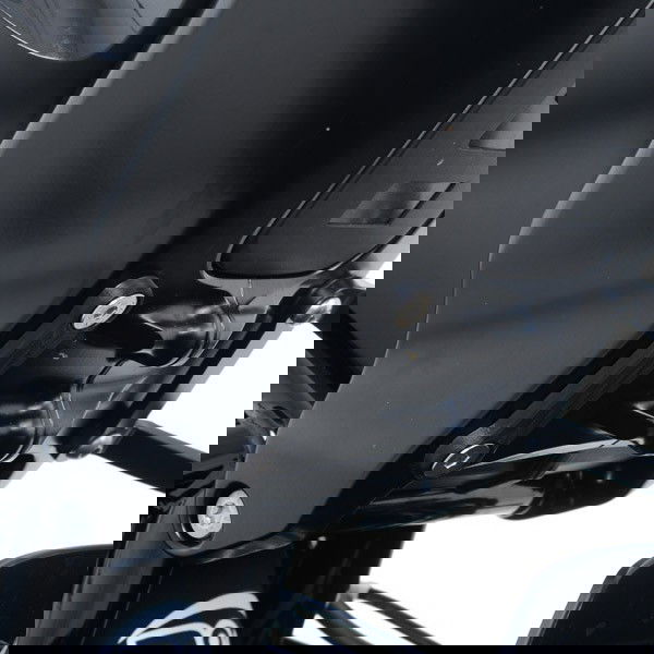 Placchette copri fori poggiapiedi posteriori (lato SX), HUSQVARNA VITPILEN 701