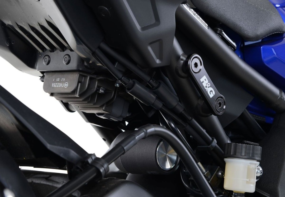 Placchette Copri Fori Poggiapiedi Posteriori Paio Yamaha Mt 10 Xsr 900 Gp 24 16712 Rg BLP0060BK - ENDURRAD