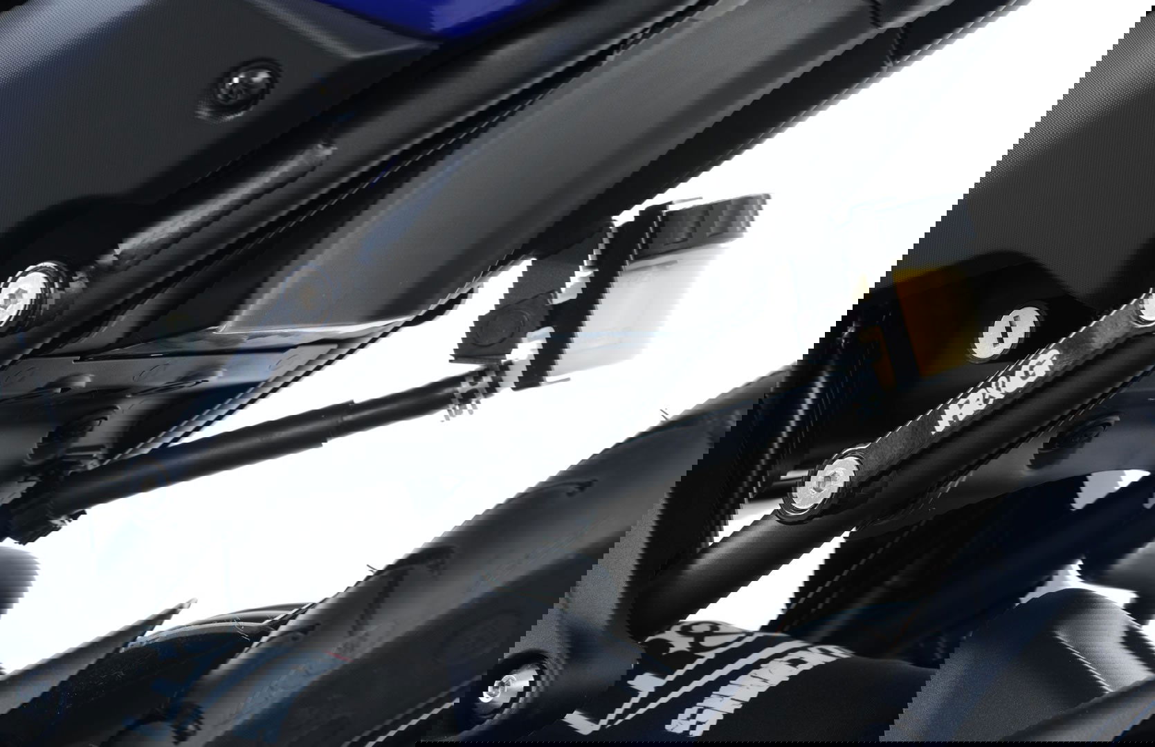 Placchette copri fori poggiapiedi posteriori (paio), Yamaha Tracer 700