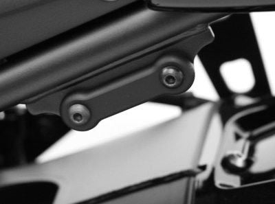 Placchette copri fori poggiapiedi posteriori (pezzo singolo), Yamaha FZ8 - FZ8 Fazer 2010-