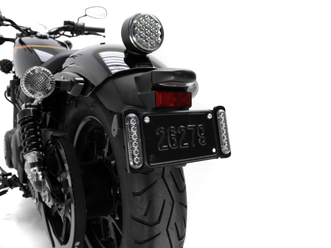 Kit DENALI DNLB610100 con doppia luce freno B6 e supporto per la targa