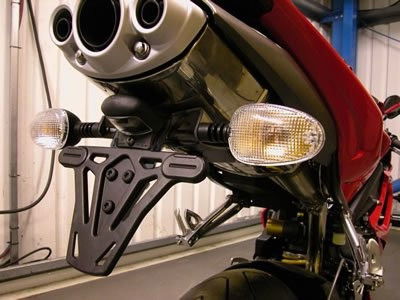 Portatarga Triumph 675 Daytona (Silenziatore Standard + Silenziatore Ovale Tipo Arrow)