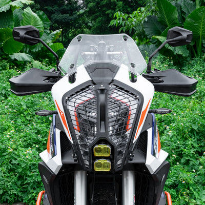 Protezione faro CDDBHZ251 montata sul faro di una KTM 1290 Super Adventure R