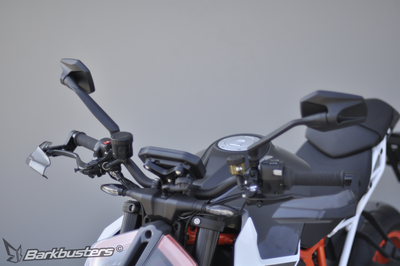 Protezione leve Barkbusters Aero-GP AGP-001 montata su una KTM 1290 Super Duke R