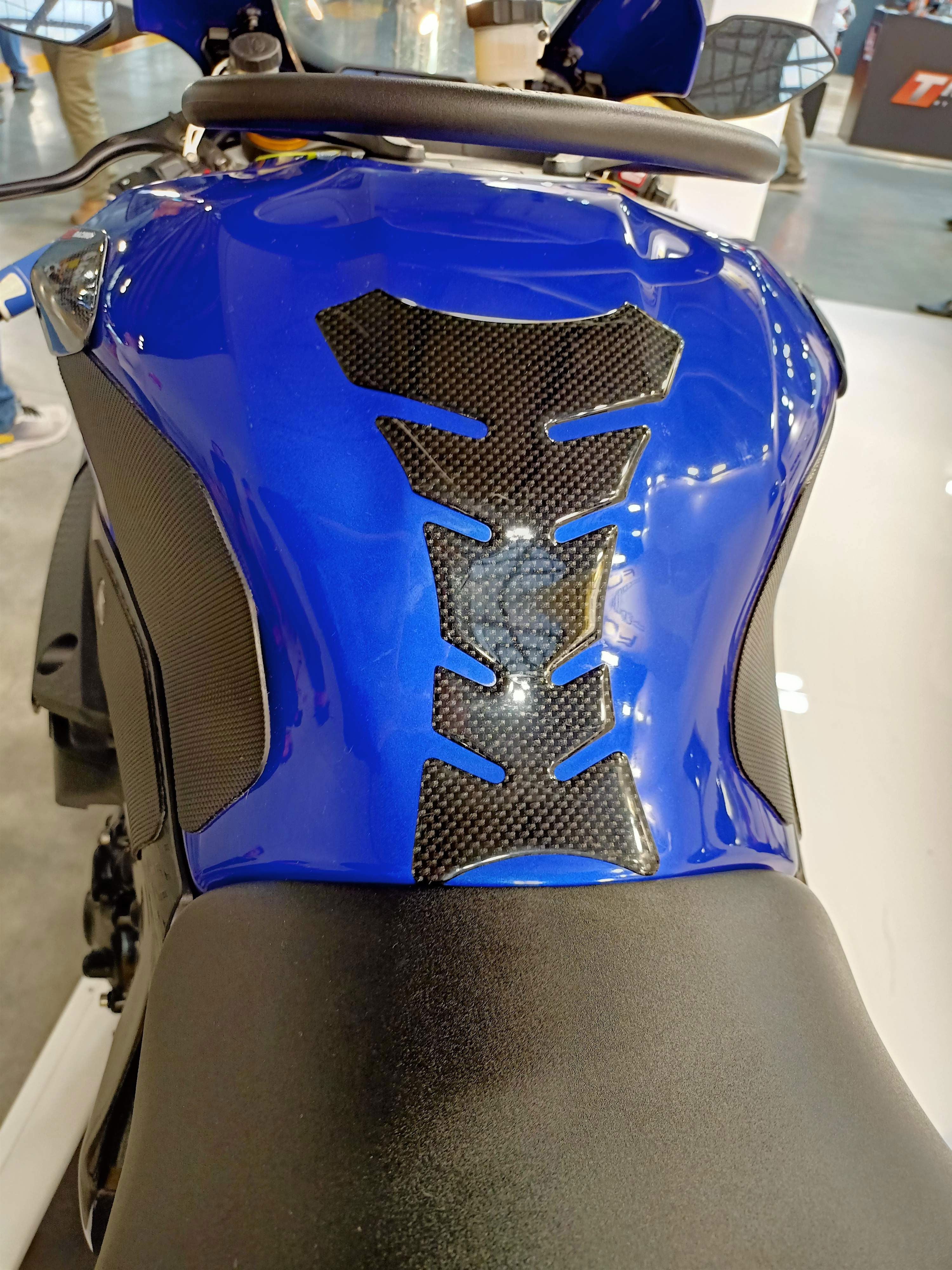 Protezione serbatoio resinata, tipo 1