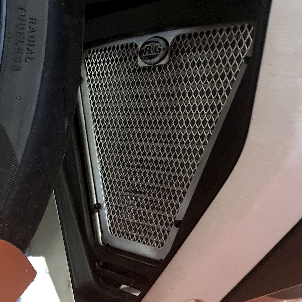 Retina Protezione Radiatore Olio Colore Titanio Per Ducati Panigale V4 V4S E Speciale 93235 - Endurrad