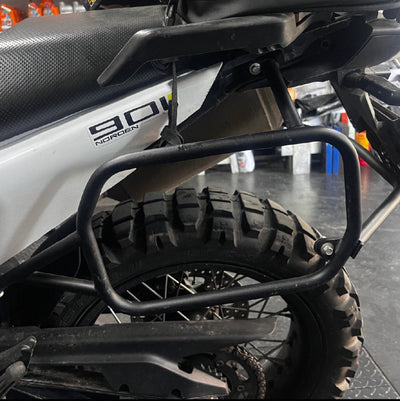 Set Portapacchi Husqvarna Norden 901 - Telaietti Laterali Tubolari 19mm - ENDURRAD