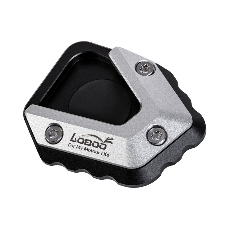 Enlarged support base for the kickstand, useful on soft ground