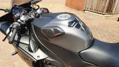 Sliders Serbatoio In Carbonio Yamaha Yzf R1 09 14 Finitura Lucida 71550 - ENDURRAD