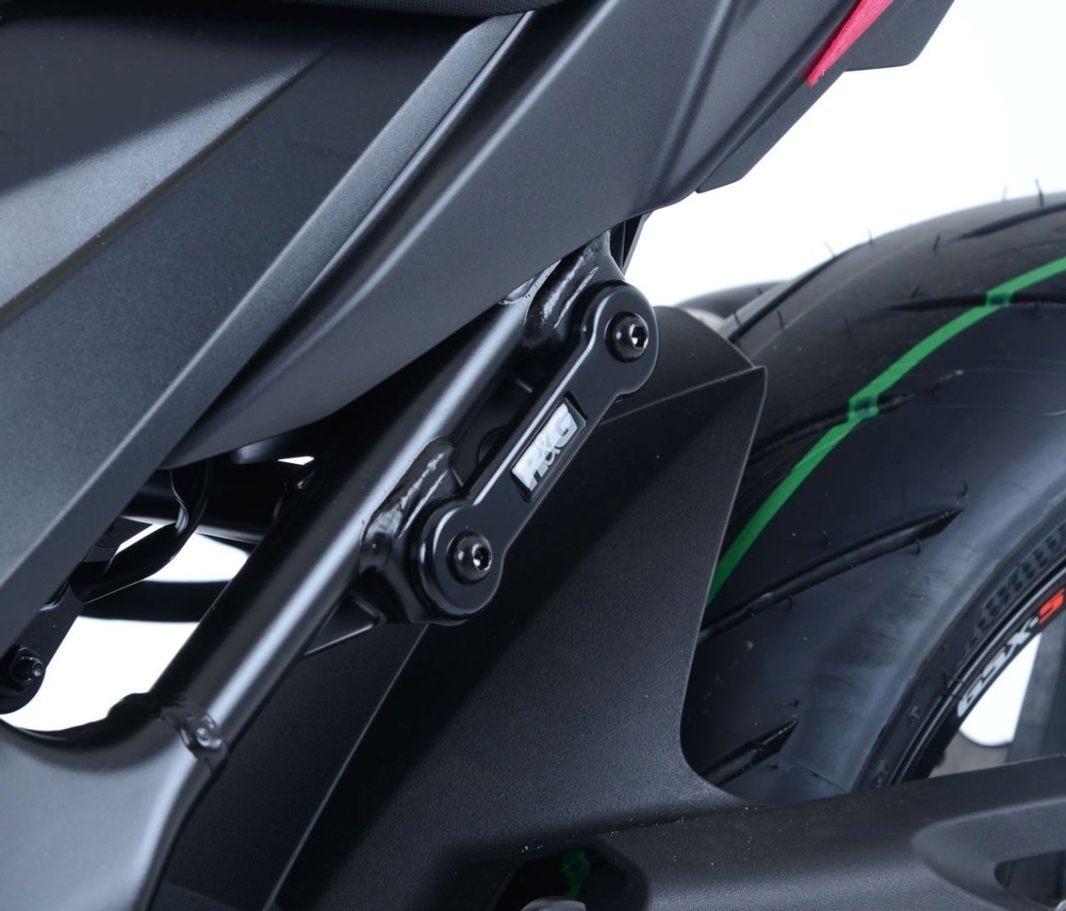 Staffa Supporto Scarico Piastra Fori Pedane Posteriori Suzuki Gsx 250R 17 R G 54761 Rg EH0082BKA - ENDURRAD