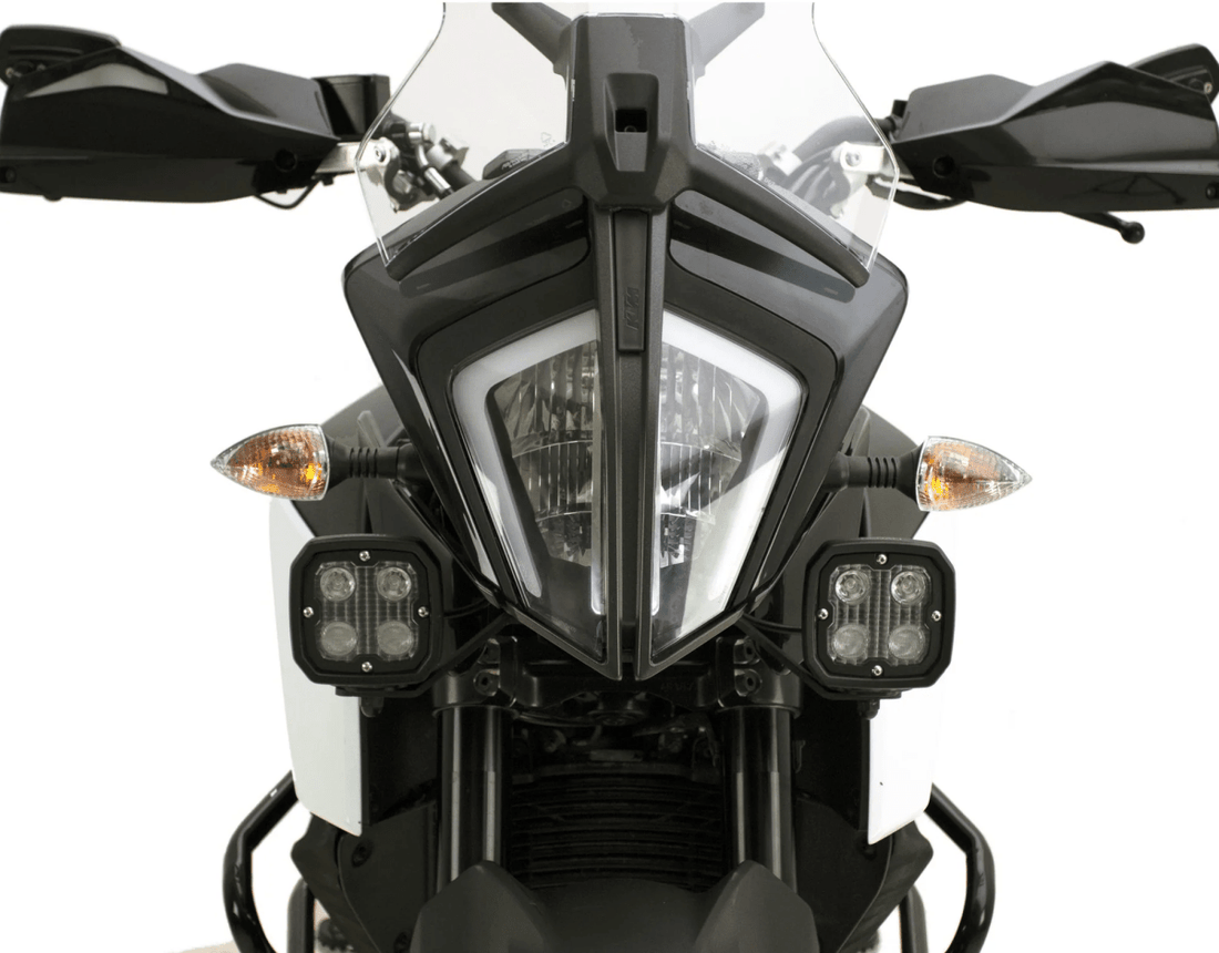 Supporti faretti DENALI montati sulla KTM 390 Adventure