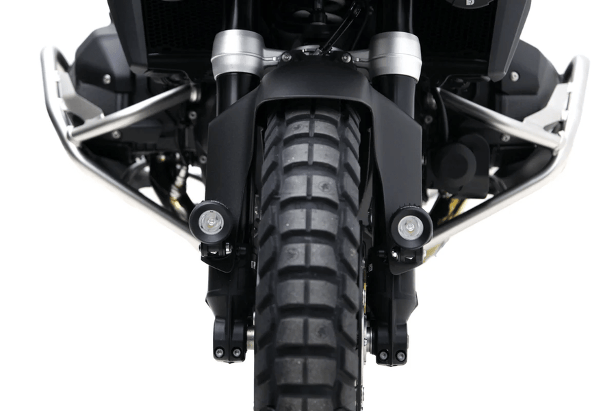 Supporto inferiore faretti DENALI montato sulla BMW R 1300 GS