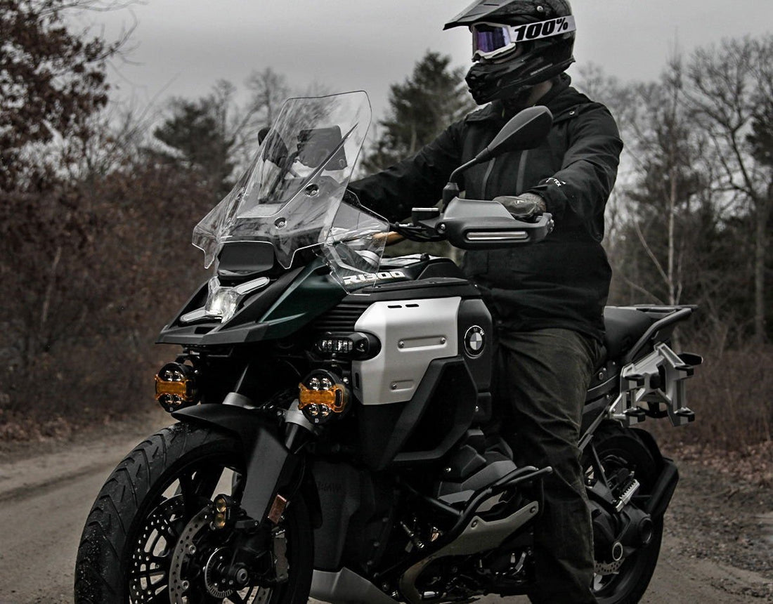 Supporto faretti DENALI montato sulla BMW R 1300 GS Adventure – vista 3