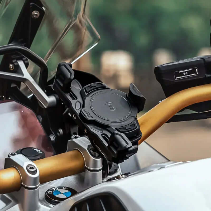 Loboo PH02 motorcycle smartphone mount - Endurrad.com