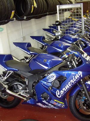 Tamponi paratelaio - Yamaha YZF - R6 '03 - | RG - CP0093BL - r27222 - ENDURRAD