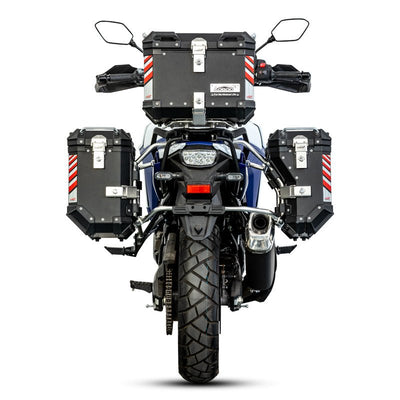 Suzuki V-Strom 800DE vista da dietro con valigie LOBOO PIKE TRACKER nere sui telai JP421B