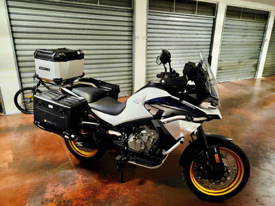 Valigie semirigide LOBOO Wanderer montate su CFMOTO 800MT Explore, foto del cliente Fabio De Florio