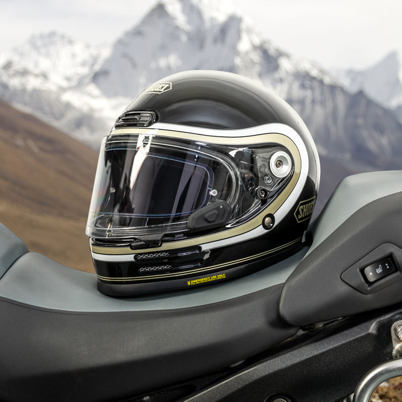 Profilo sinistro del casco con la visiera trattata