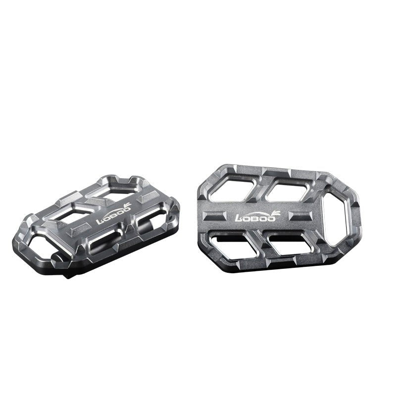 Expanded support for a more stable standing ride, for BMW GS.
